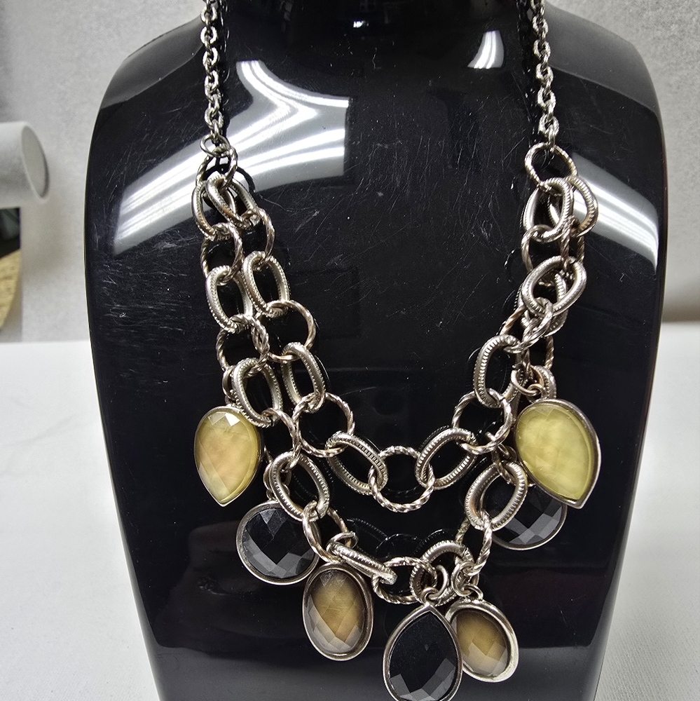 BEADED DROP NECKLACE